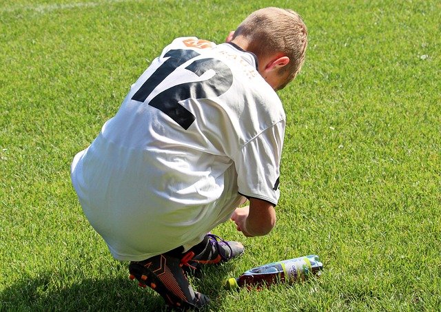 界对年轻球 界对年轻球